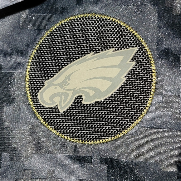 Women's Nike Camo Philadelphia Eagles 2020 Salute To Service Full-Snap Jacket - Picture 3 of 7